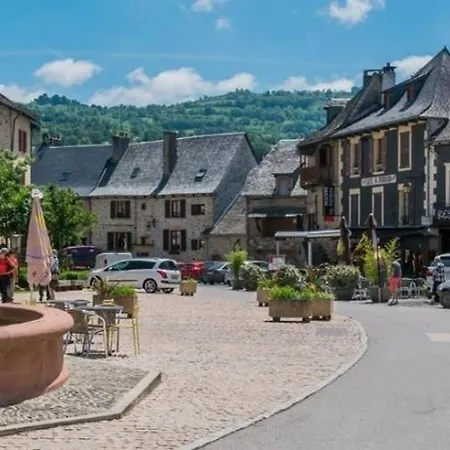Hébergement de vacances La Marquise Saint-Côme-dʼOlt