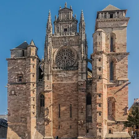 La Marquise